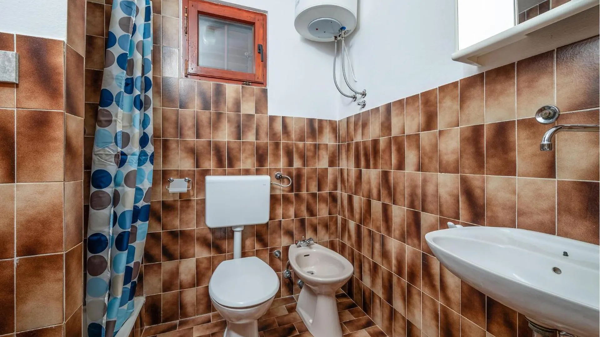 Beautiful Apartment In Fazana With Kitchen 0*,